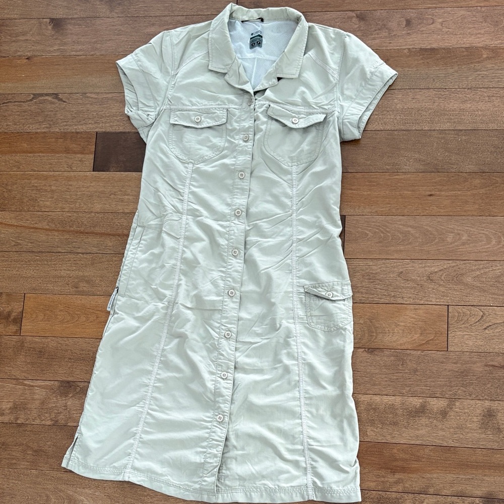 Columbia Titanium Women's Dress - Light Cream - Small
